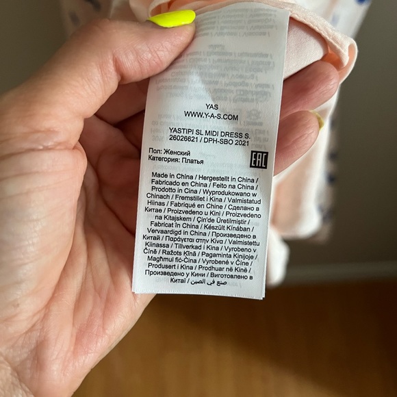 Y.A.S high neck tiered midi dress in pink & blue dot - Picture 8 of 12